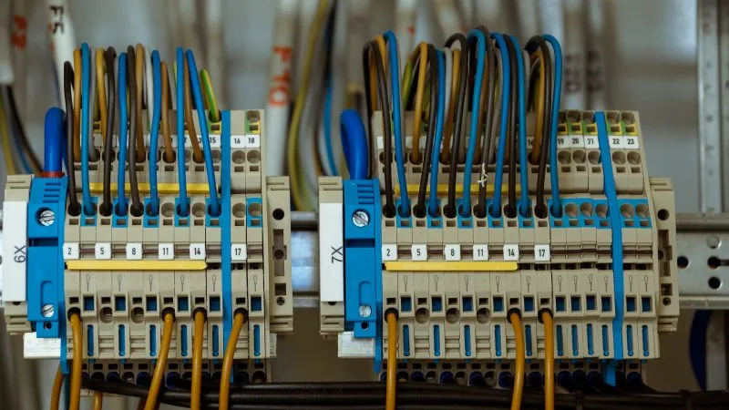 Złączki WIGO, czyli estetyczna i bezpieczna instalacja elektryczna