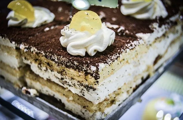 W co najlepiej zapakować ciasto?